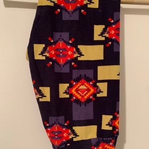 OS Lularoe leggings